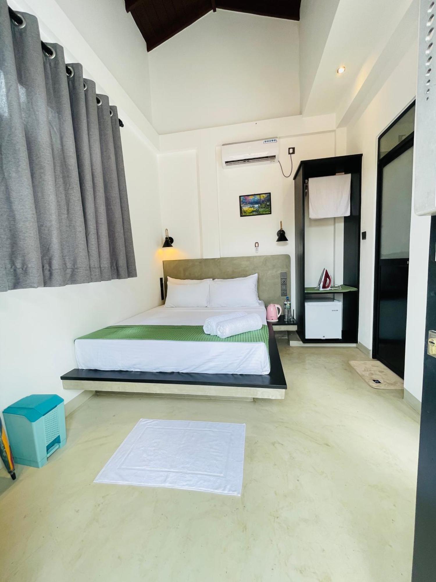 Thara Inn Villa Dickwella Exterior photo