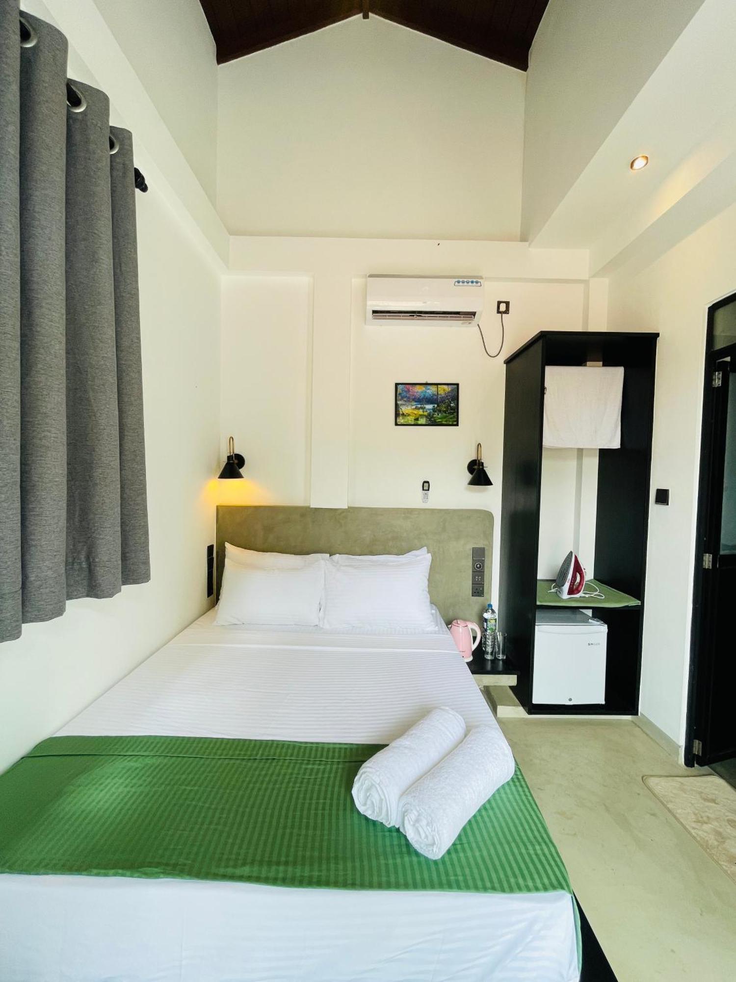 Thara Inn Villa Dickwella Exterior photo