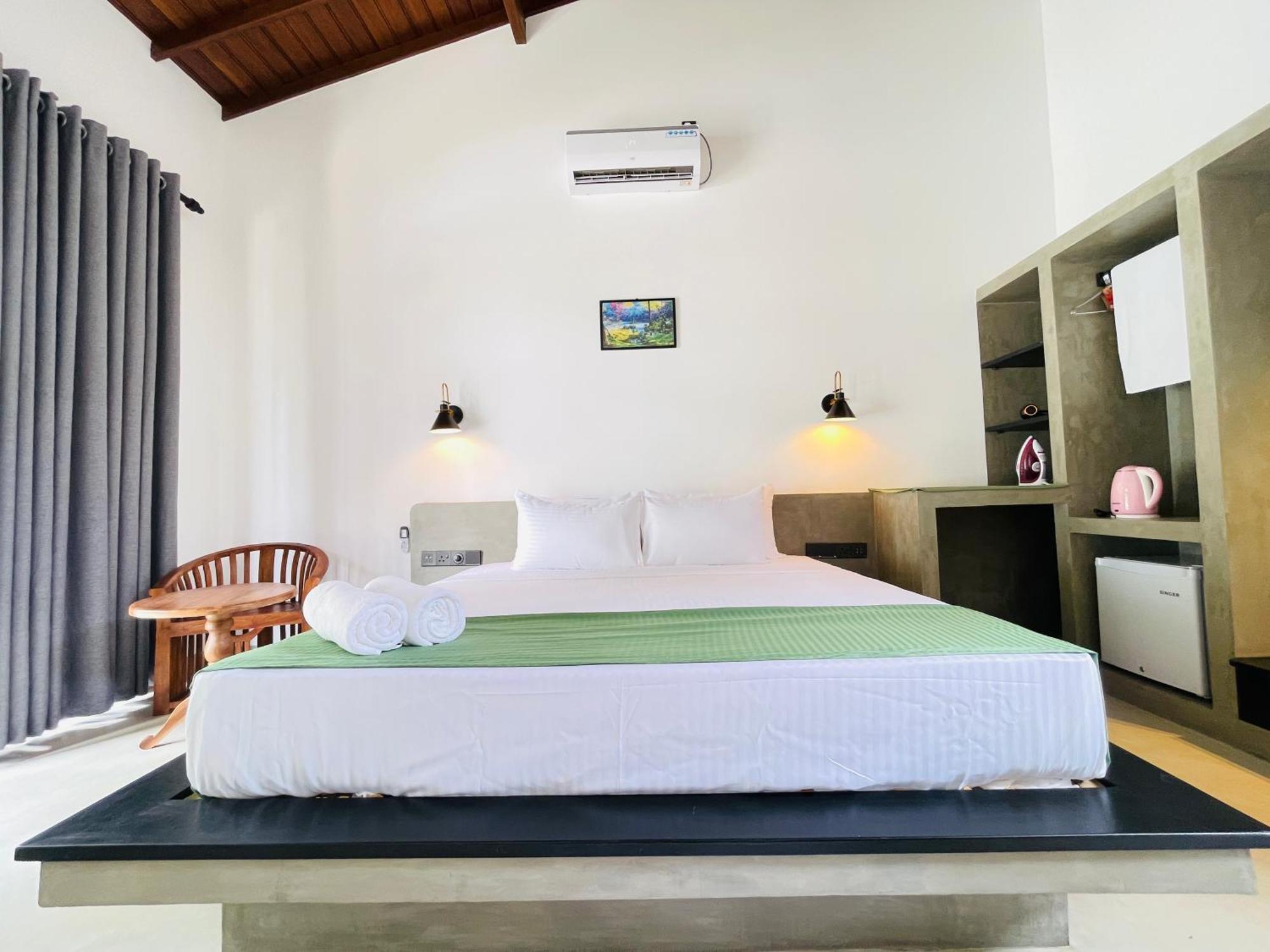 Thara Inn Villa Dickwella Exterior photo