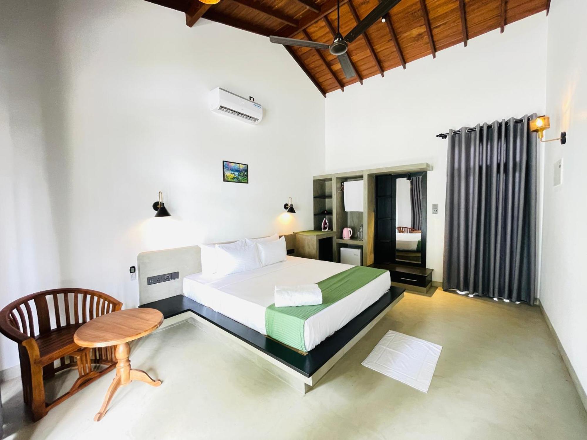 Thara Inn Villa Dickwella Exterior photo